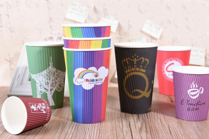 注文のロゴはプラスチック カバーが付いているコーヒー党コップのペーパー飲むコップを印刷しました