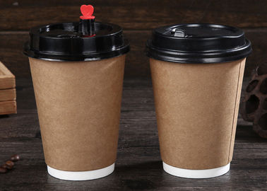 決め付けるペーパー飲むコップは/ふたが付いている使い捨て可能なコーヒー カップを絶縁しました